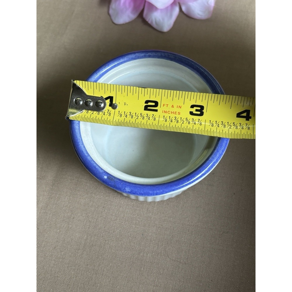 Emile Henry Ramekin Made in France White With Blue Rim - Picture 2 of 3